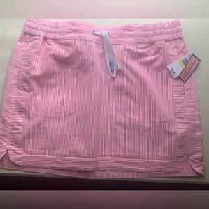 Vineyard Vines performance seersucker skirt